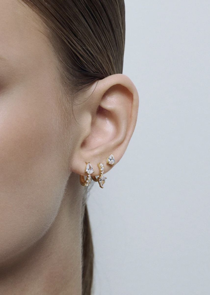 ANI Jewels Drop Huggies Gold 