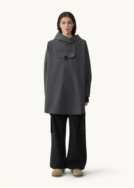 Blæst Bergen Poncho Dark Cloud