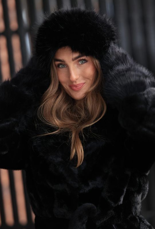 Nectar Luxe Fur Gloves - Black 