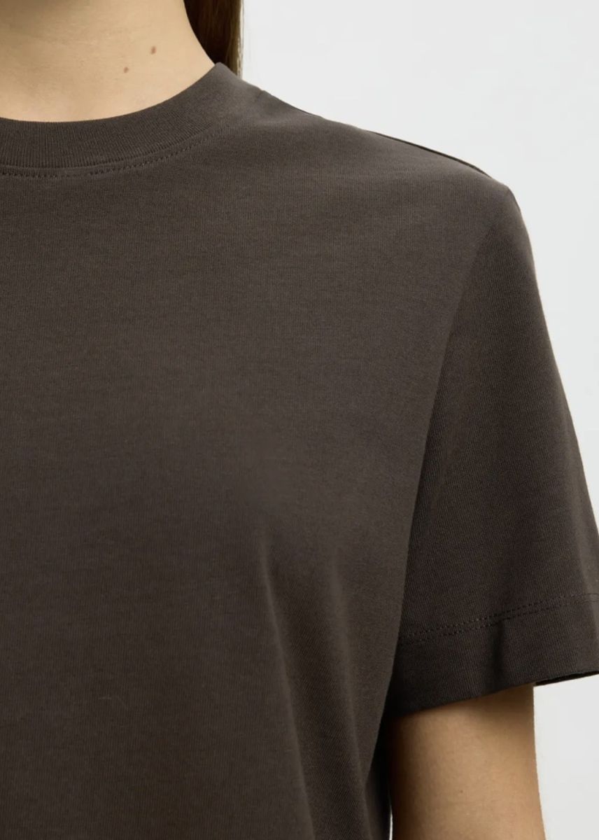 Selected Femme Essential Boxy  Tee  Delicioso