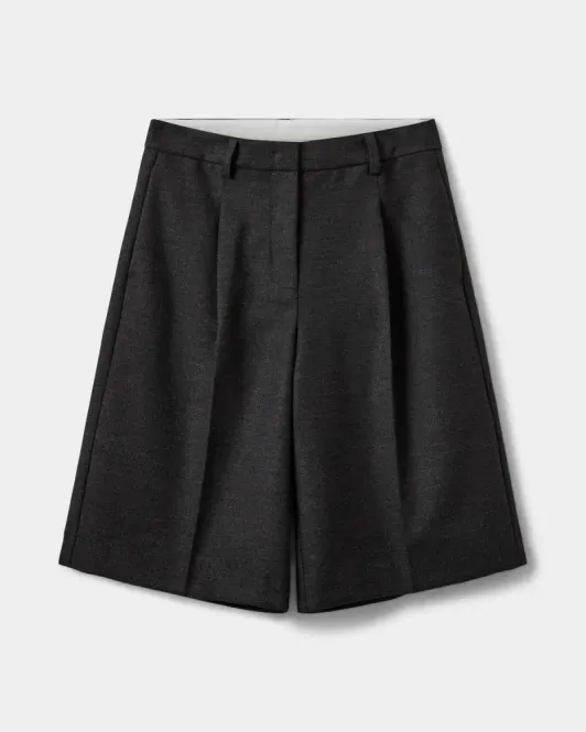 Hovedbilde Sofie Schnoor Elsy Bermuda Suiting Shorts Dark Grey