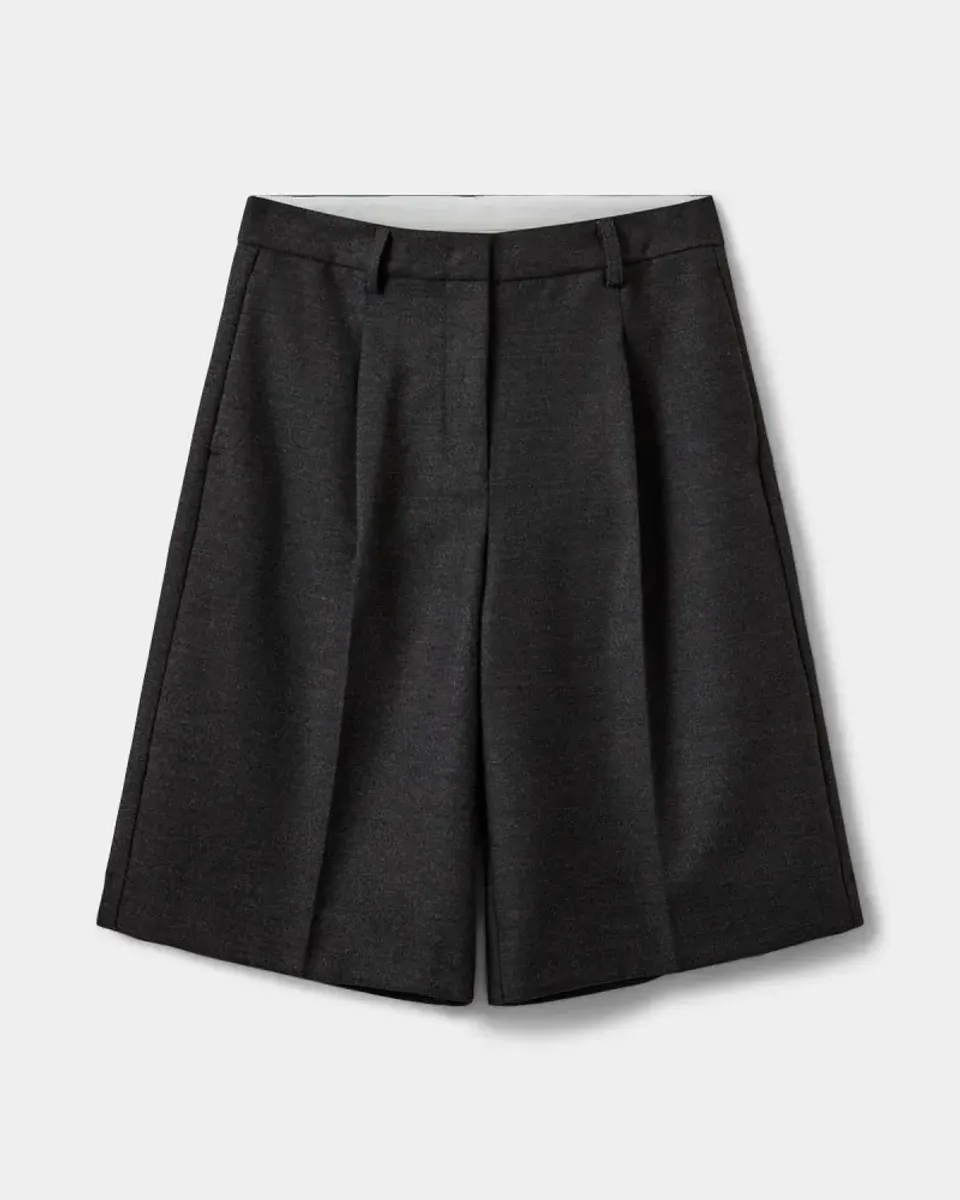 Sofie Schnoor Elsy Bermuda Suiting Shorts Dark Grey
